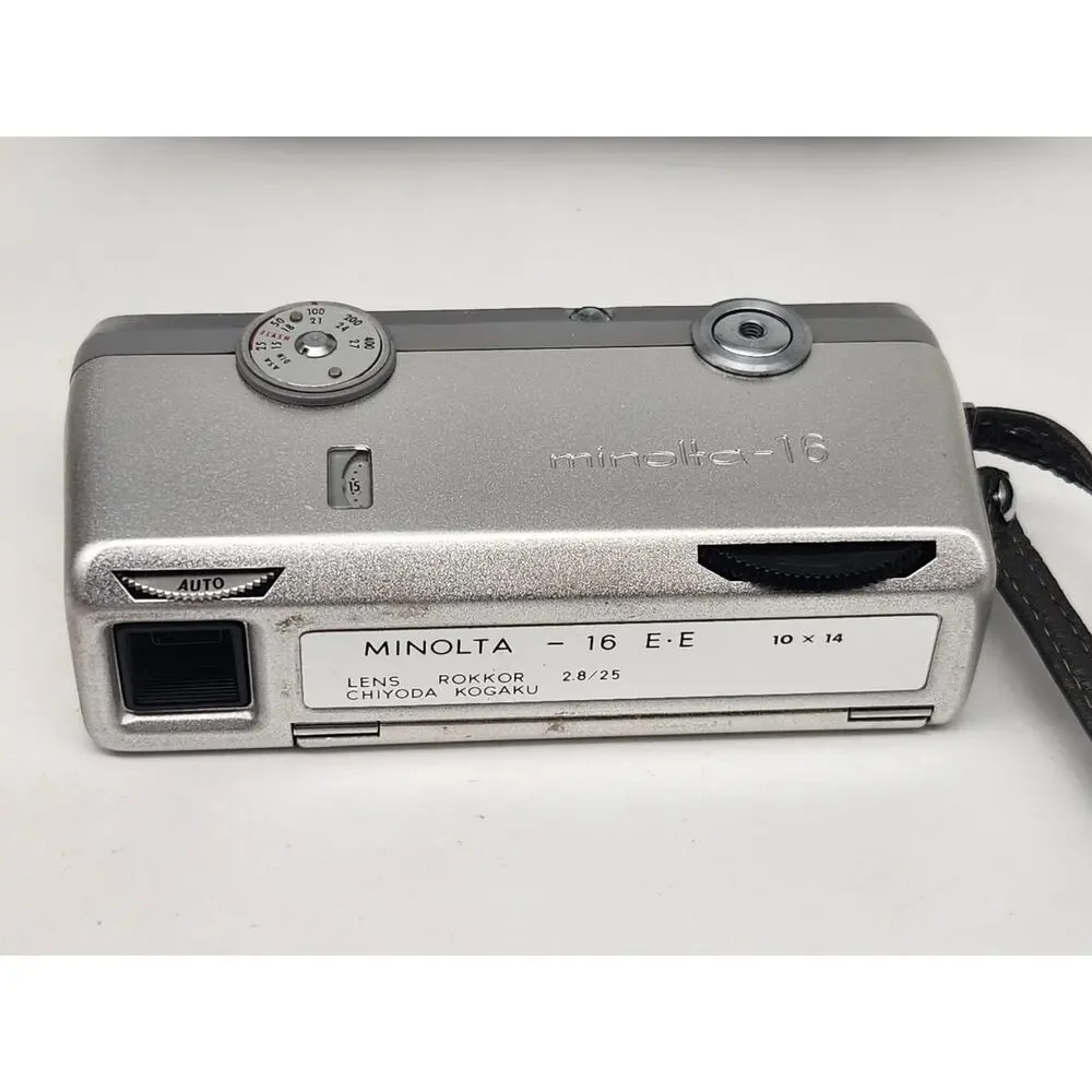 Vintage Minolta 16-EE II Camera With Wrist Strap Pouch, Hard Case Japan Untested